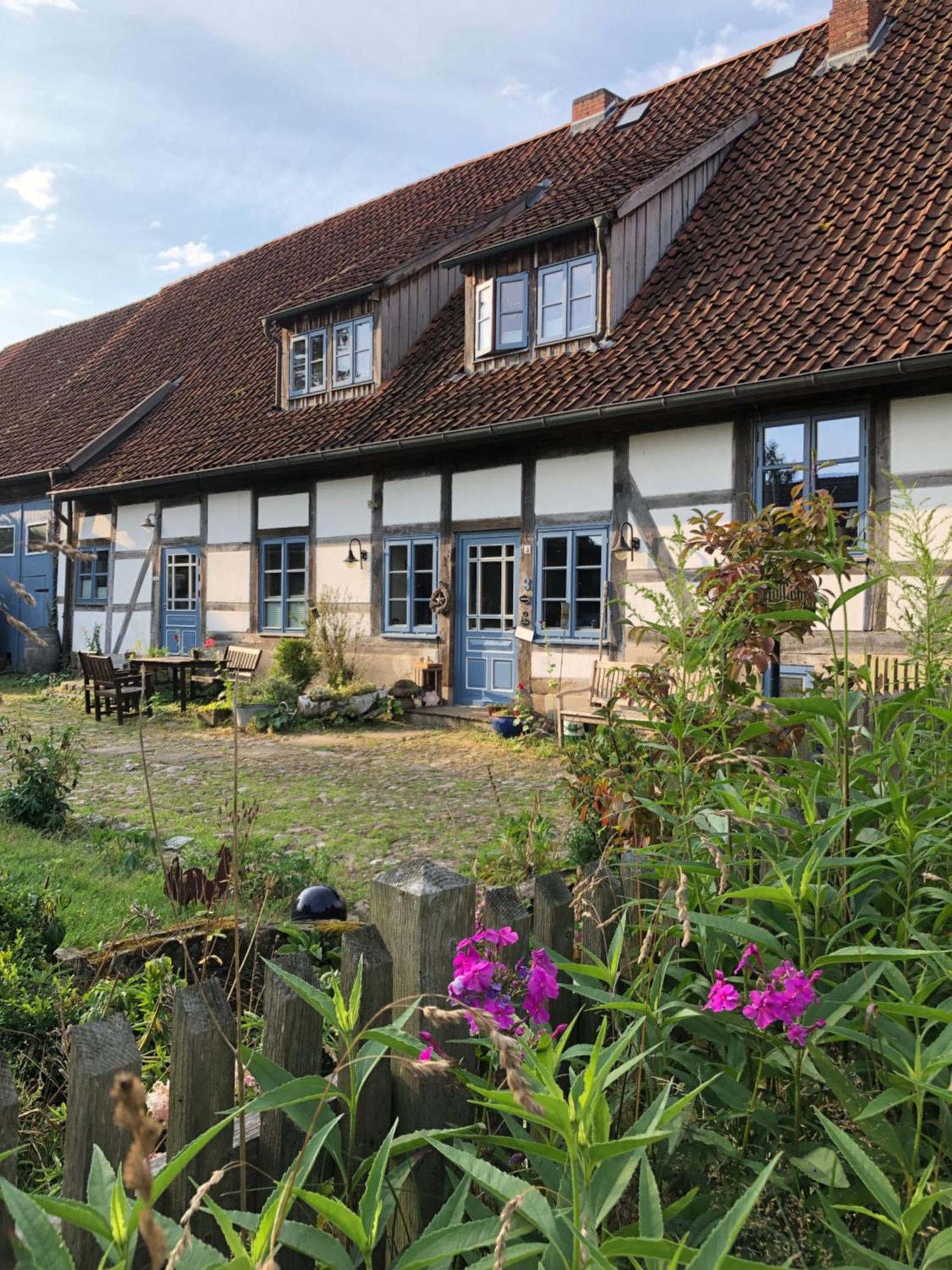 Ferienwohnung Im Edelhof Neustadt am Rübenberge Exterior photo